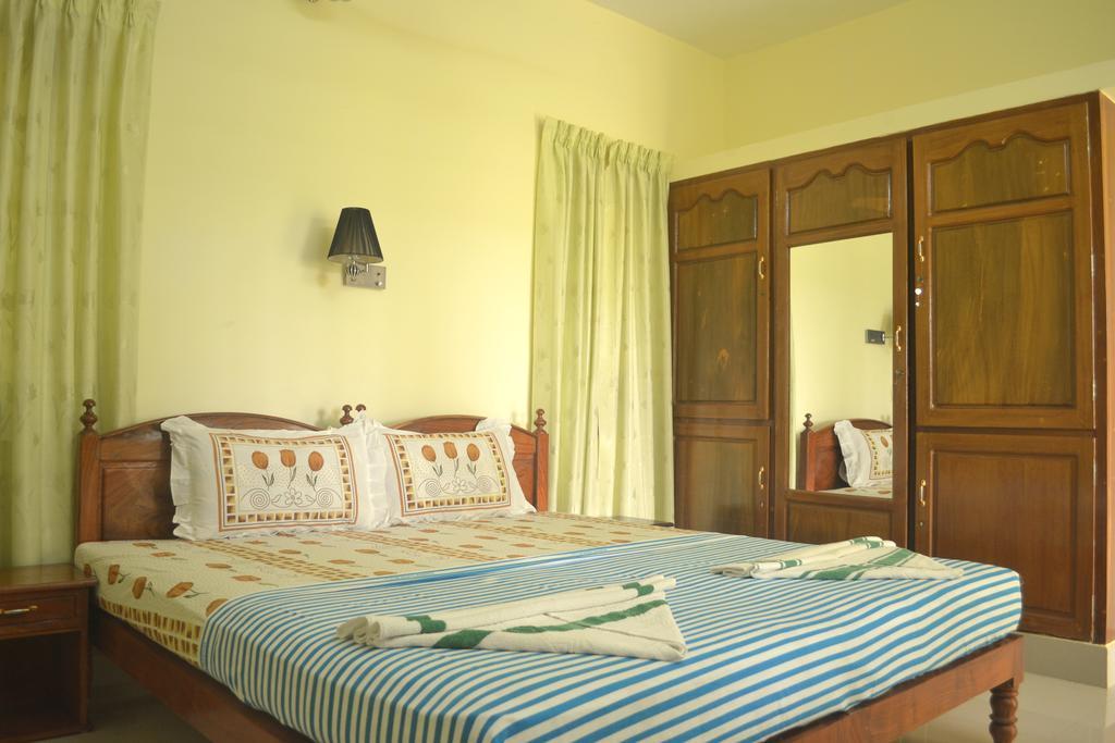 Ganesh Ayurveda Holiday Home Bed And Breakfast Ковалам Екстер'єр фото