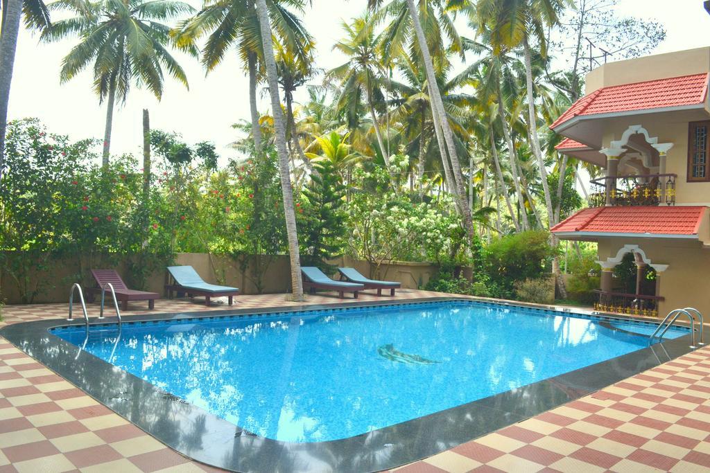 Ganesh Ayurveda Holiday Home Bed And Breakfast Ковалам Екстер'єр фото
